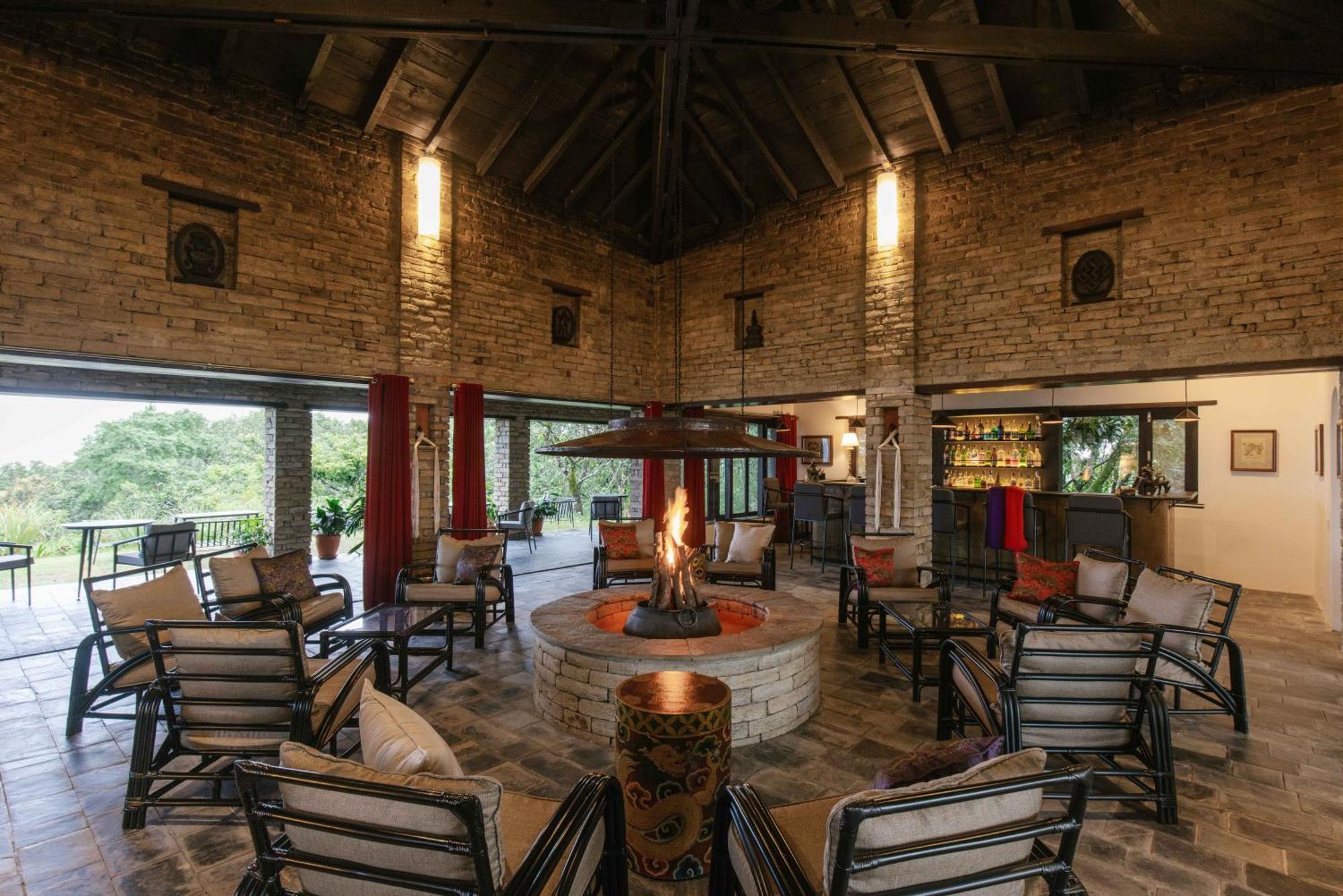 Tiger Mountain Pokhara Lodge Dış mekan fotoğraf