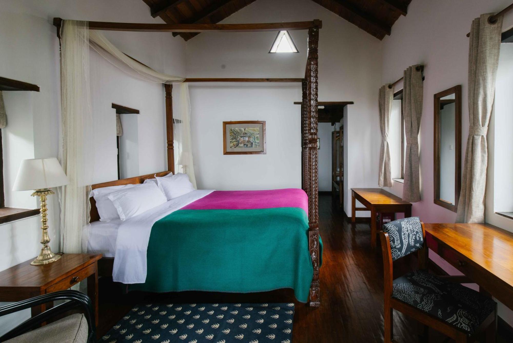 Tiger Mountain Pokhara Lodge Dış mekan fotoğraf